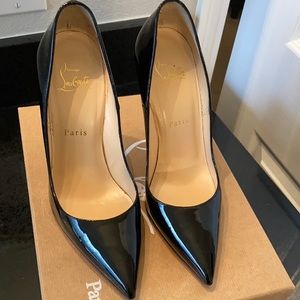 Christian Louboutin- So Kate black patent heels
